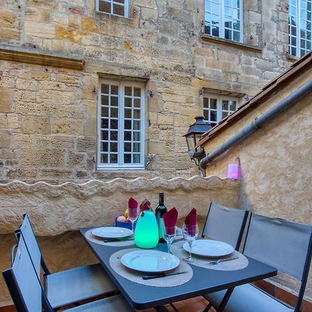 Chez Alice Appartement En Plein Centre Ville Sarlat-la-Caneda Bagian luar foto